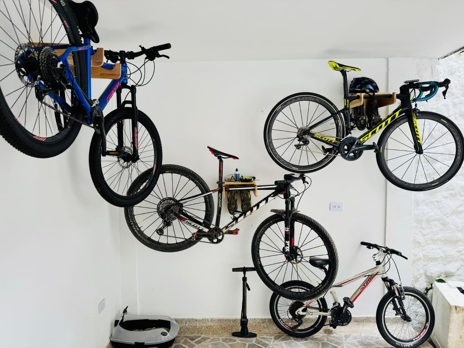 Soporte de pared para bici